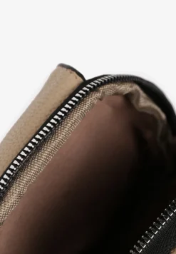 Jasnobeżowy Plecak z Dwoma Komorami Ozdobiony Klapą Nanovela