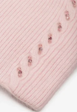 Jasnoróżowa Czapka Beanie Ozdobiona Kryształkami i Warkoczowym Splotem Violantta