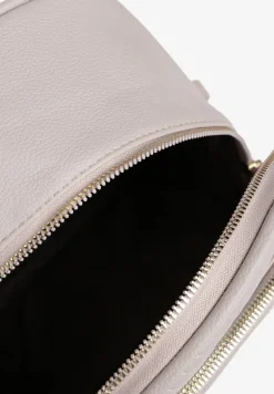 Jasnoszary Plecak Ozdobiony Delikatnym Tłoczeniem Arseki
