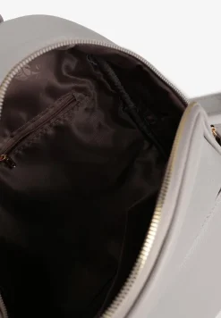 Jasnoszary Plecak z Dodatkową Kieszonką i Frędzlem Moratia