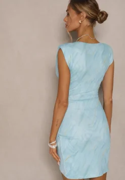 Niebieska Marszczona Sukienka z Siateczki Dopasowana Zeiriane