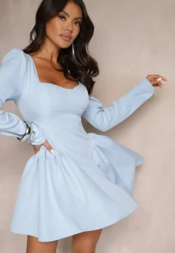 Niebieska Rozkloszowana Sukienka Koktajlowa z Gorsetową Górą i Falbankami Arisora