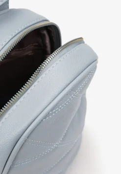 Niebieski Mały Plecak Miejski z Pikowaniem Skeralla