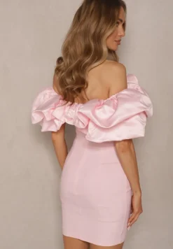 Różowa Mini Sukienka o Dopasowanym Fasonie z Hiszpańskim Dekoltem Callacia