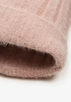 Różowa Prążkowana Czapka Ozdobiona Pomponem Vamilora