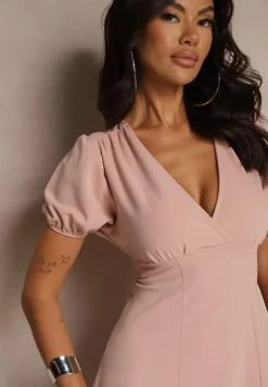 Różowa Rozkloszowana Sukienka Koktajlowa Ozdobiona Wiązaniem Ziverine