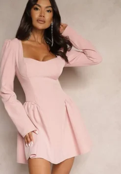 Różowa Rozkloszowana Sukienka Koktajlowa z Gorsetową Górą i Falbankami Arisora