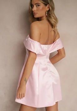 Różowa Sukienka Hiszpanka Vices z Satyny Zdobiona Aplikacjami Fenilune