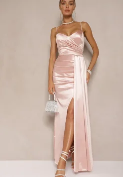 Różowa Sukienka Satynowa z Marszczeniem i Ozdobnym Trenem Katiriva