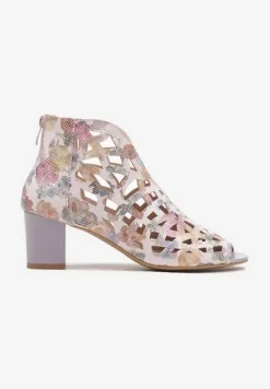 Różowe Botki w Delikatny Kwiecisty Wzór z Ażurowymi Wycięciami i Skórzaną Wkładką Kamalia