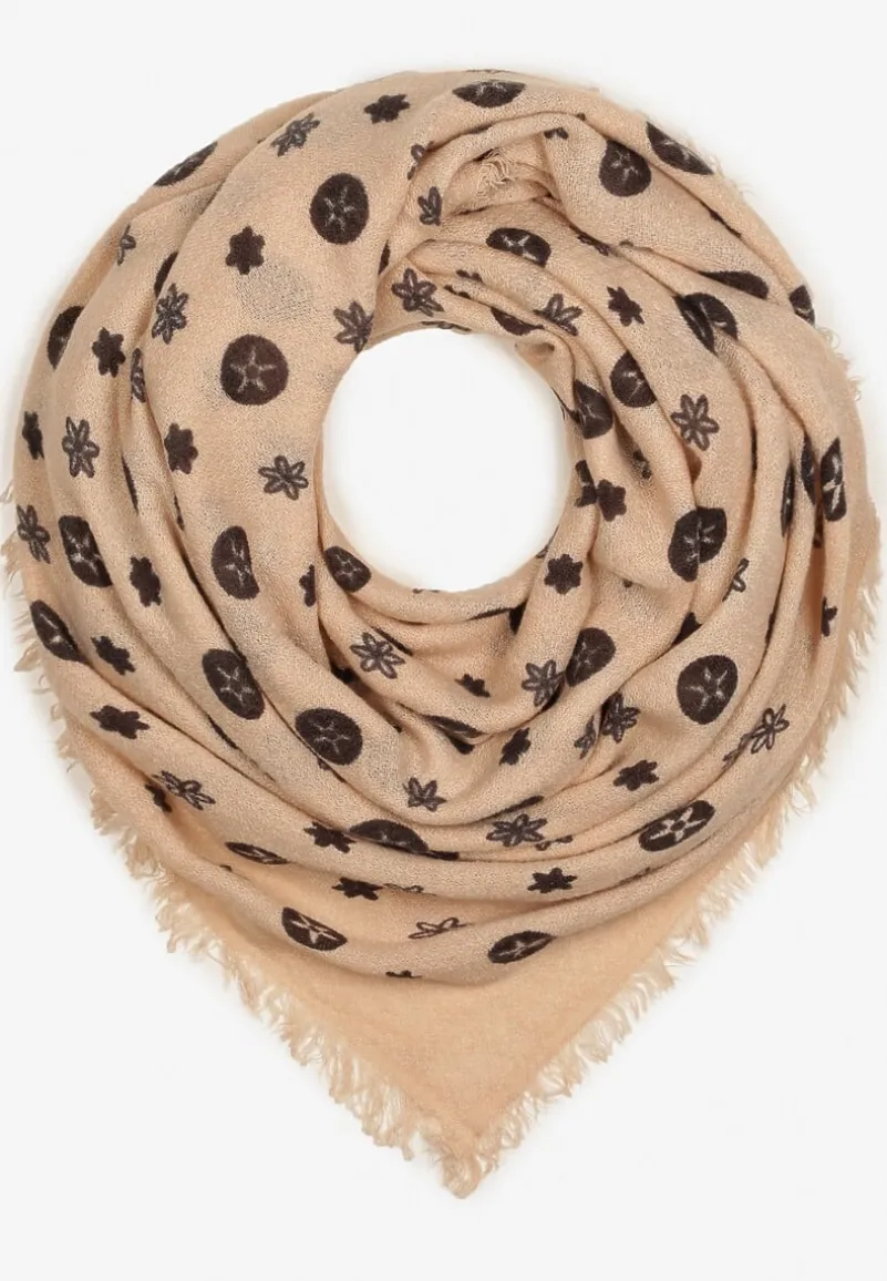 Różowy Szalik Ozdobiony Geometrycznym Motywem z Frędzlami Nomirya