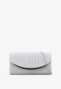 Srebrna Brokatowa Torebka Kopertówka na Odpinanym Łańcuszku Eyrila