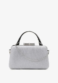 Srebrna Połyskująca Torebka Kopertówka z Łańcuszkiem Bouffa