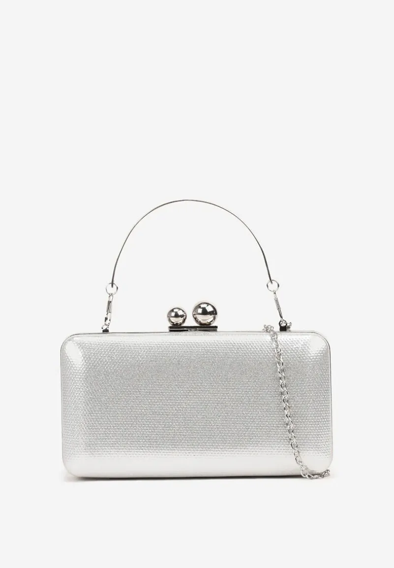 Srebrna Torebka Koktajlowa z Błyszczącego Materiału na Odpinanym Łańcuszku Solila