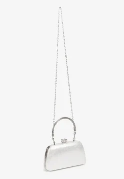 Srebrna Torebka Kopertówka o Trapezowym Kształcie z Rączką z Metalicznym Wykończeniem Molagia