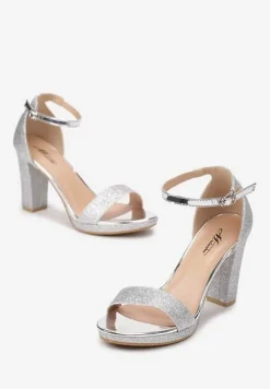 Srebrne Sandały na Słupku Zdobione Brokatem Aldohr