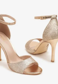 Szampańskie Brokatowe Sandały Vices na Szpilce z Okrągłym Noskiem Katoria