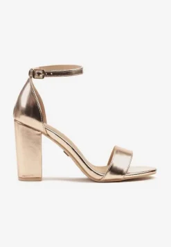 Szampańskie Sandały Vices na Słupku ze Skórzaną Wkładką Ozdobione Paskami Ediritia