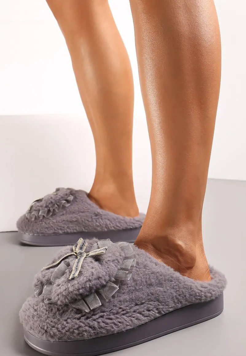 Szare Kapcie z Futerka Ozdobione Kokardką Nuvimes