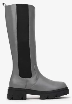 Szare Kozaki Deinopis