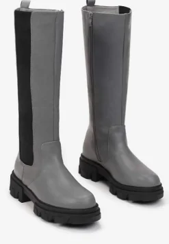 Szare Kozaki Deinopis