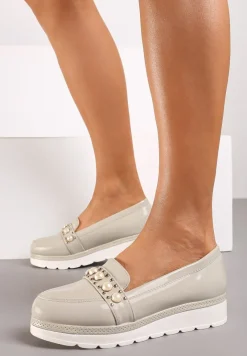 Szare Mokasyny Sugary