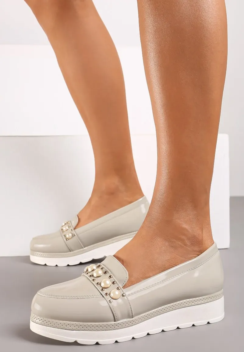 Szare Mokasyny Sugary