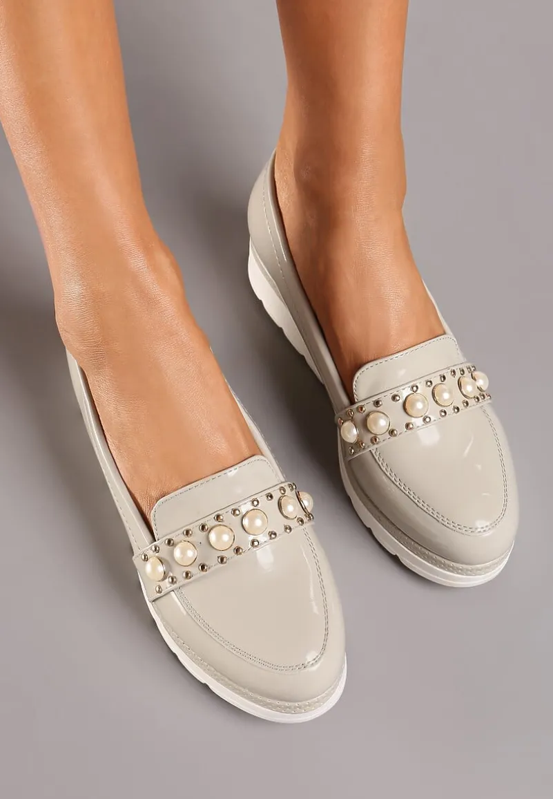 Szare Mokasyny Sugary