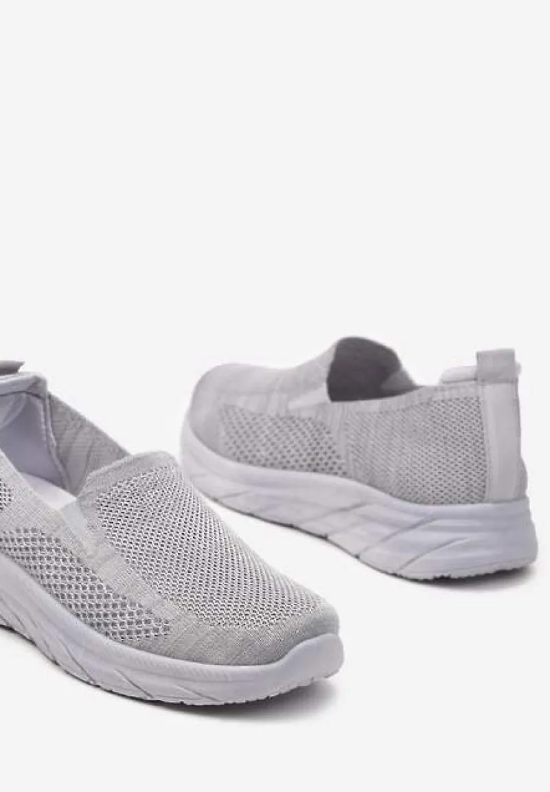Szare Płaskie Casualowe Buty Sportowe na Tłoczonej Podeszwie Carlemia