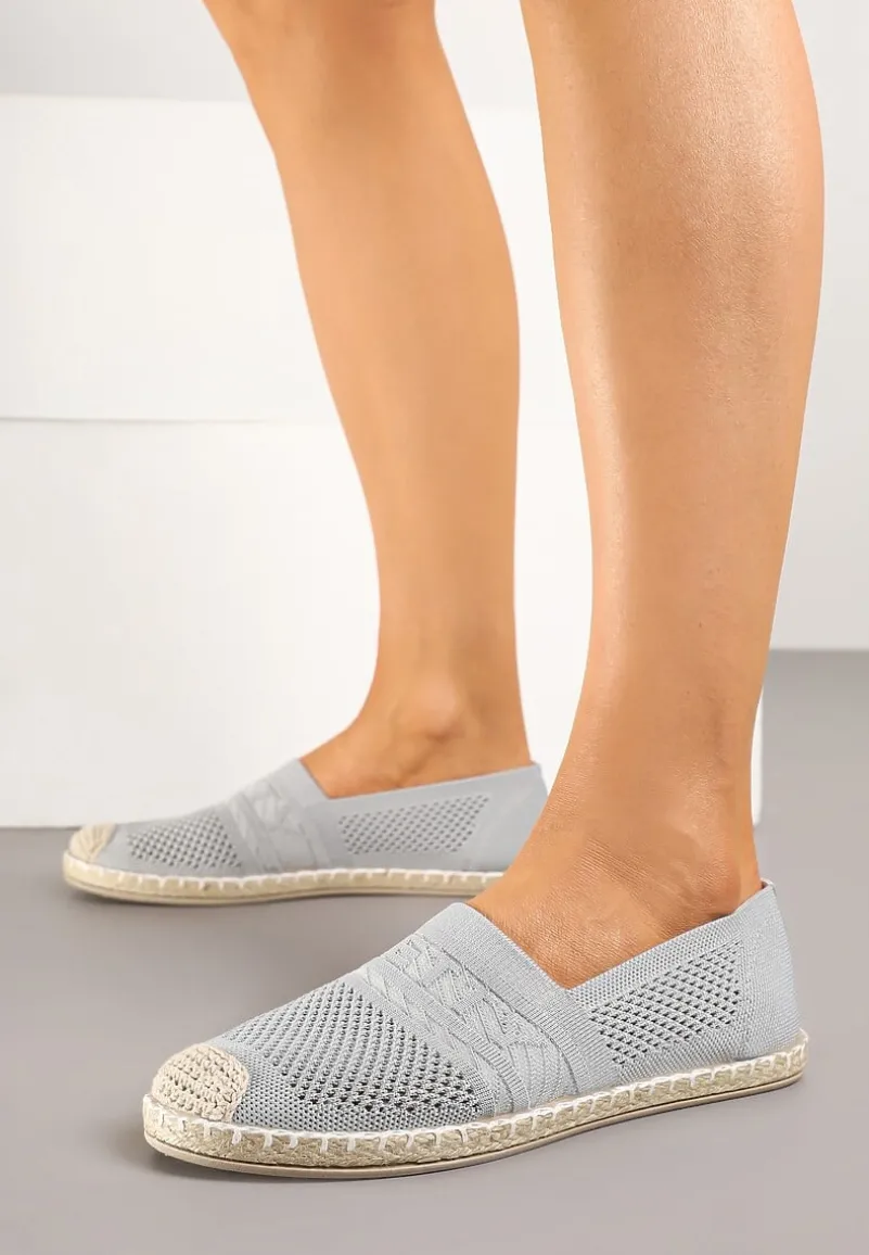Szare Płaskie Espadryle z Ozdobną Perforacją Weorlisa
