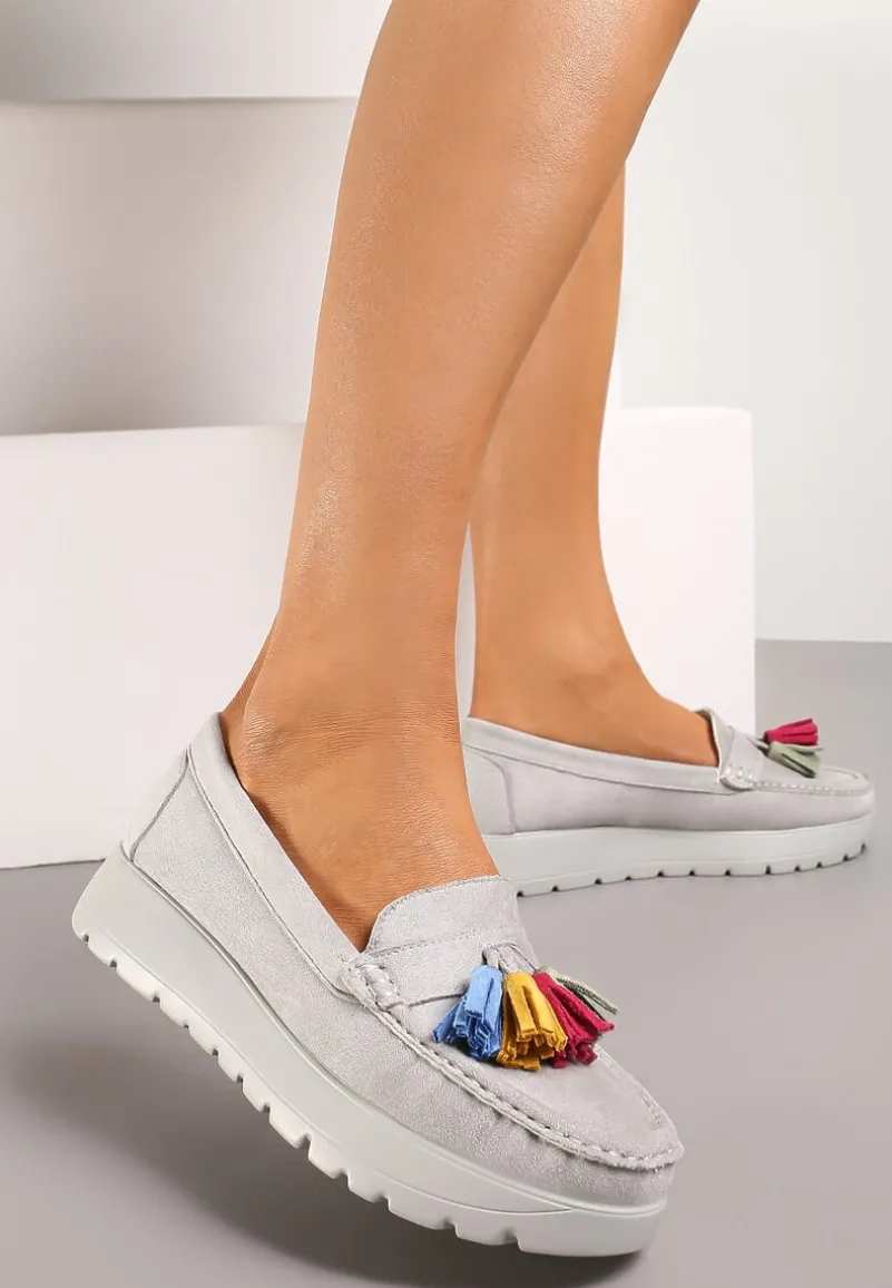 Szare Półbuty ze Skórzaną Wkładką z Frędzlami i Podeszwą z Wycięciami Cesua