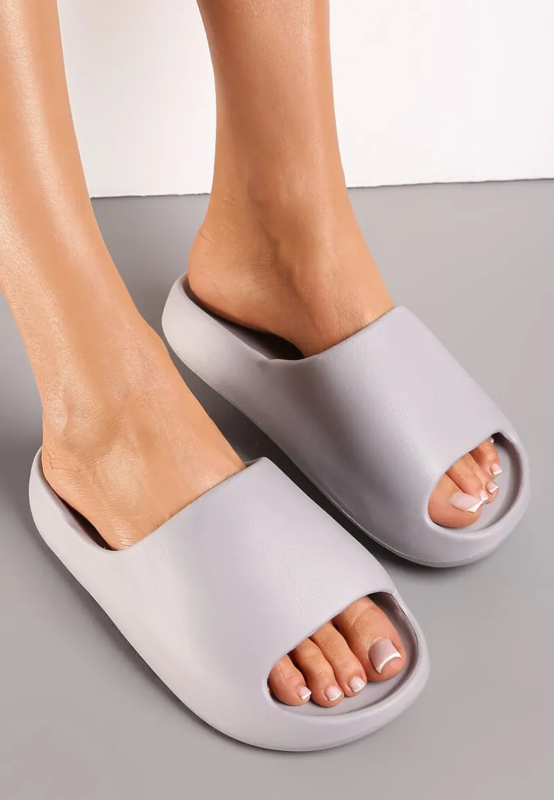 Szare Piankowe Klapki z Grubą Podeszwą i Szerokim Paskiem Zamila