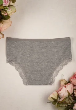 Szare Prążkowane Majtki Figi z Ażurową Koronką Liseta