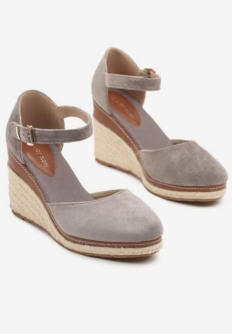 Szare Sandały na Plecionym Koturnie ze Sprzączką Catlinna