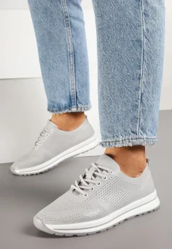 Szare Skórzane Buty Sportowe na Płaskiej Podeszwie ze Skórzaną Wkładką Ozdobione Perforacją Falali