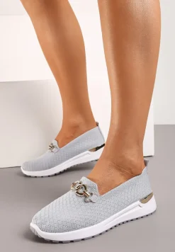 Szare Wsuwane Półbuty w Stylu Tenisówek Ozdobione Klamrą Wiatalia