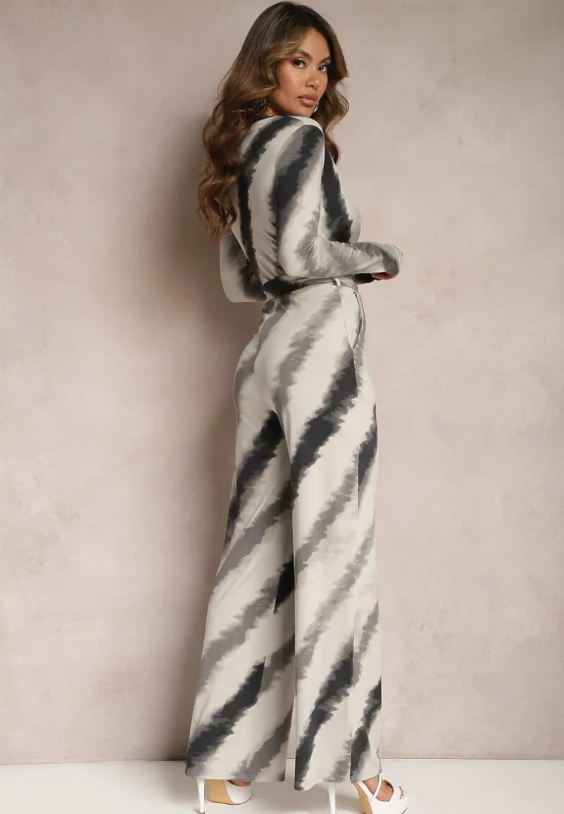 Szaro-Czarny Kombinezon z Trójkątnym Dekoltem i Paskiem w Talii Nanthe