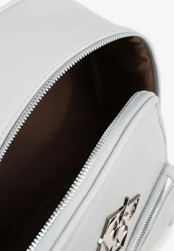 Szary Casualowy Plecak z Metalicznym Zdobieniem Paseniela