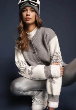 Szary Kardigan z Wiskozy na Guziki Ozdobiony Geometrycznym Wzorem Nelaya