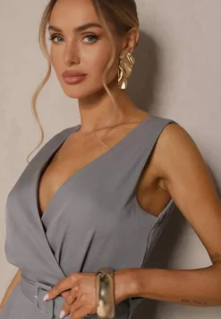 Szary Kombinezon z Długimi Spodniami Kopertowy z Paskiem w Talii Ronasia