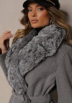 Szary Stylowy Płaszcz o Dwurzędowym Fasonie z Kołnierzem z Futerka i Paskiem Delarwen