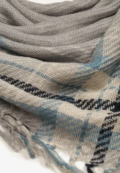 Szary Szalik w Paski Sialenni