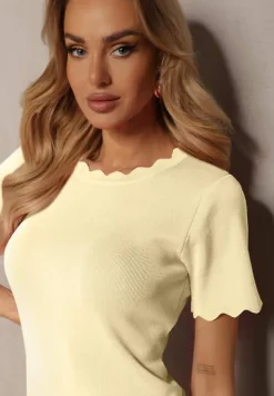 Żółta Dzianinowa Bluzka z Nieregularnymi Krawędziami Datria