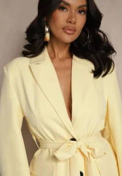 Żółta Jednorzędowa Marynarka o Taliowanym Fasonie z Wiązanym Paskiem Daviritte