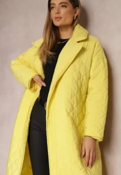 Żółta Kurtka za Kolano z Paskiem Pikowana Oversize Ugduca