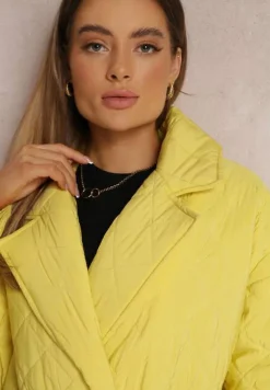 Żółta Kurtka za Kolano z Paskiem Pikowana Oversize Ugduca