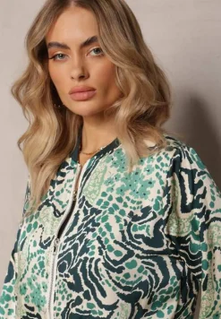 Zielona Bluza w Stylu Bomberki Ozdobiona Abstrakcyjnym Wzorem Terenika