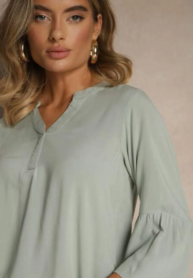 Zielona Bluzka z Wiskozy Ozdobiona Falbankami Ralivia