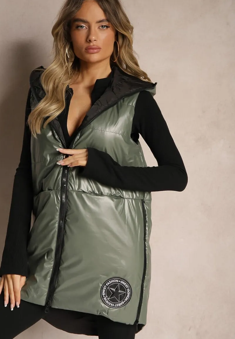 Zielona Długa Kamizelka z Naszywką i Kapturem Wykończona Napami Nevellitae