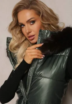 Zielona Pikowana Kamizelka z Kapturem i Ozdobnym Futerkiem Alephne